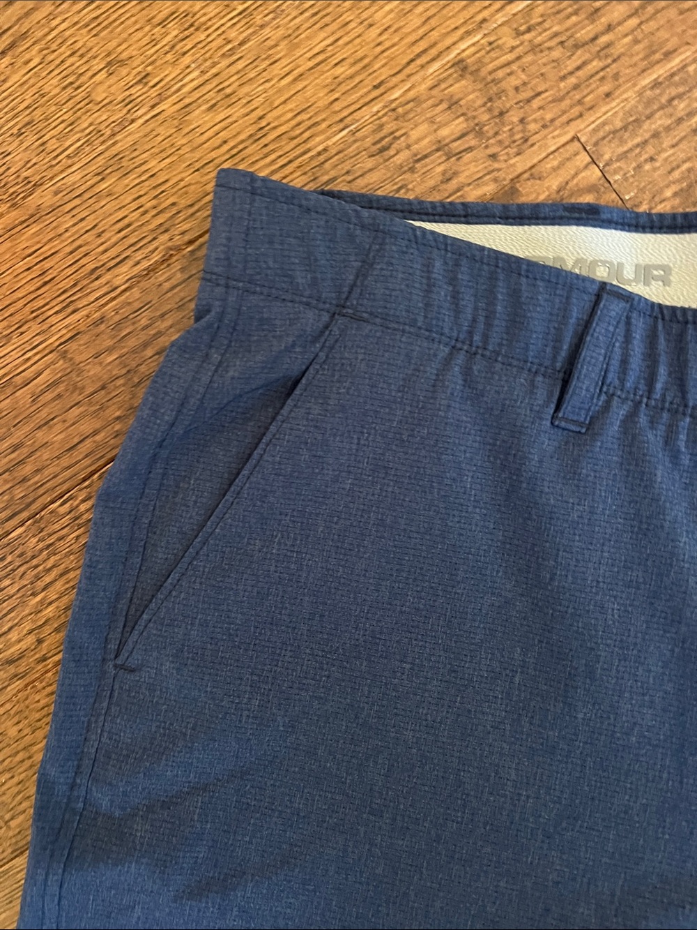 Under armour golf shorts 40 - Picture 2 of 4